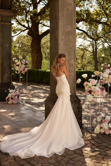 https://www.sposa-lia.com/images/stories/virtuemart/product/3) Sienna.jpg